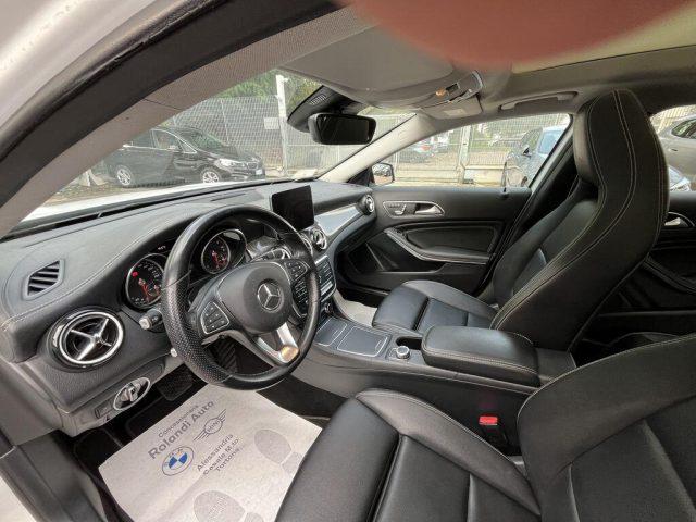 MERCEDES-BENZ GLA 200 d Night Edition 4matic auto