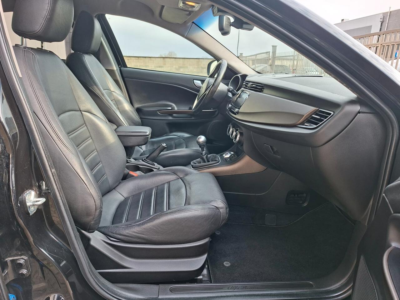 Alfa Romeo Giulietta 1.6 JTDm Distinctive *EURO 6B*