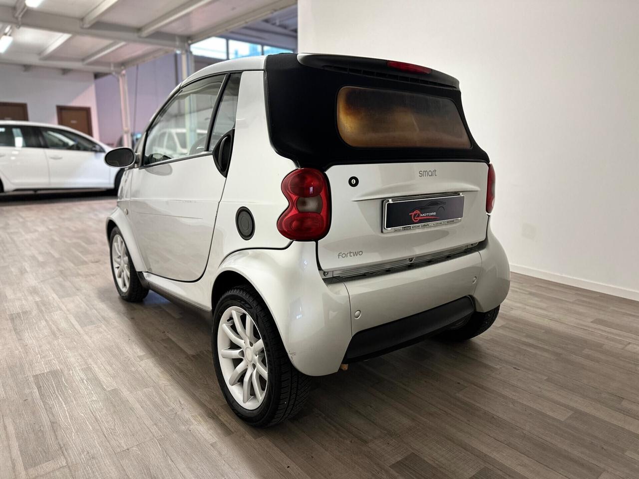 Smart ForTwo 700 cabrio pure (45 kW)