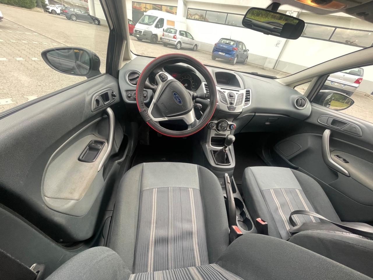Ford Fiesta 1.4 TDCi 5p. Titanium x neo patentati