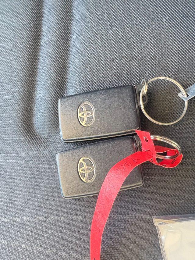 TOYOTA Yaris 1.3 AUTOMATICA KM E MOTORE ORIGINALI - PRONTA CONS
