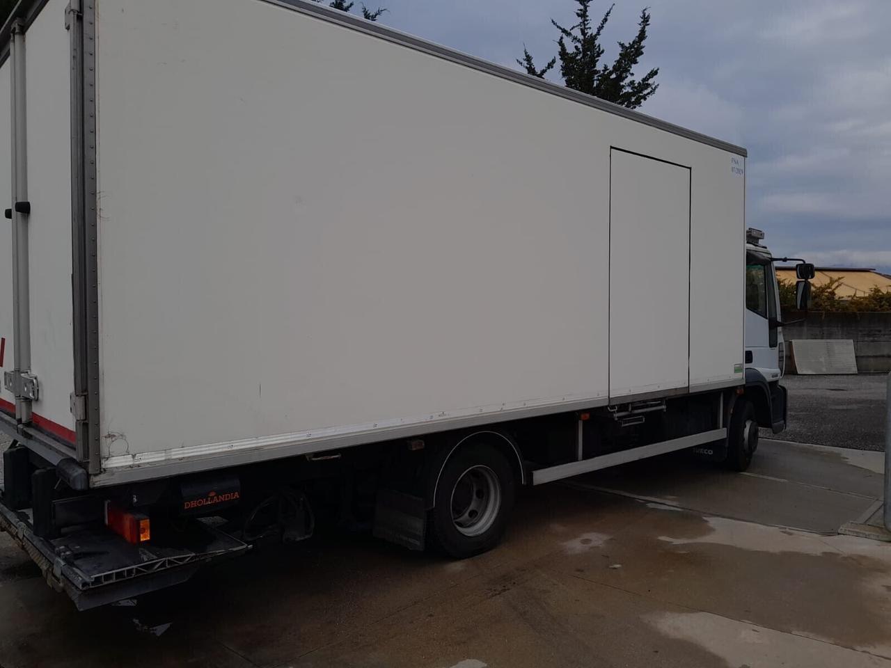 Iveco 120 E 18