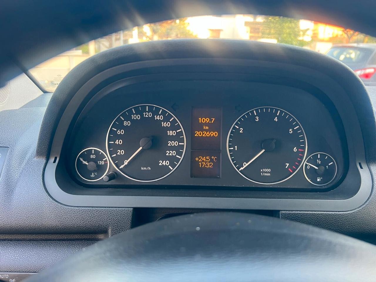 MERCEDES CLASSE A 150 AVANTGARD GPL