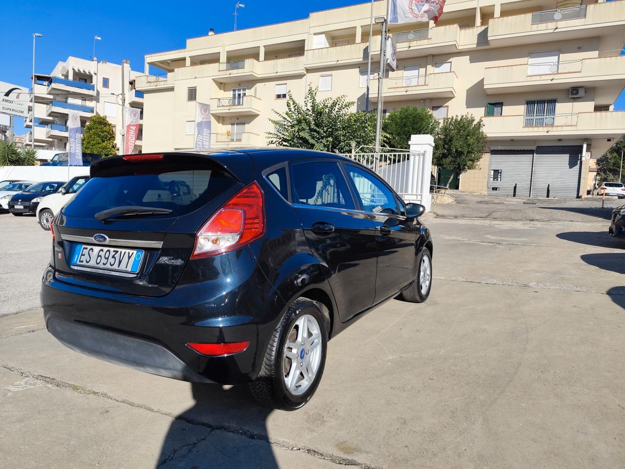 Ford Fiesta 1.5 TDCi 75CV 5 porte Titanium