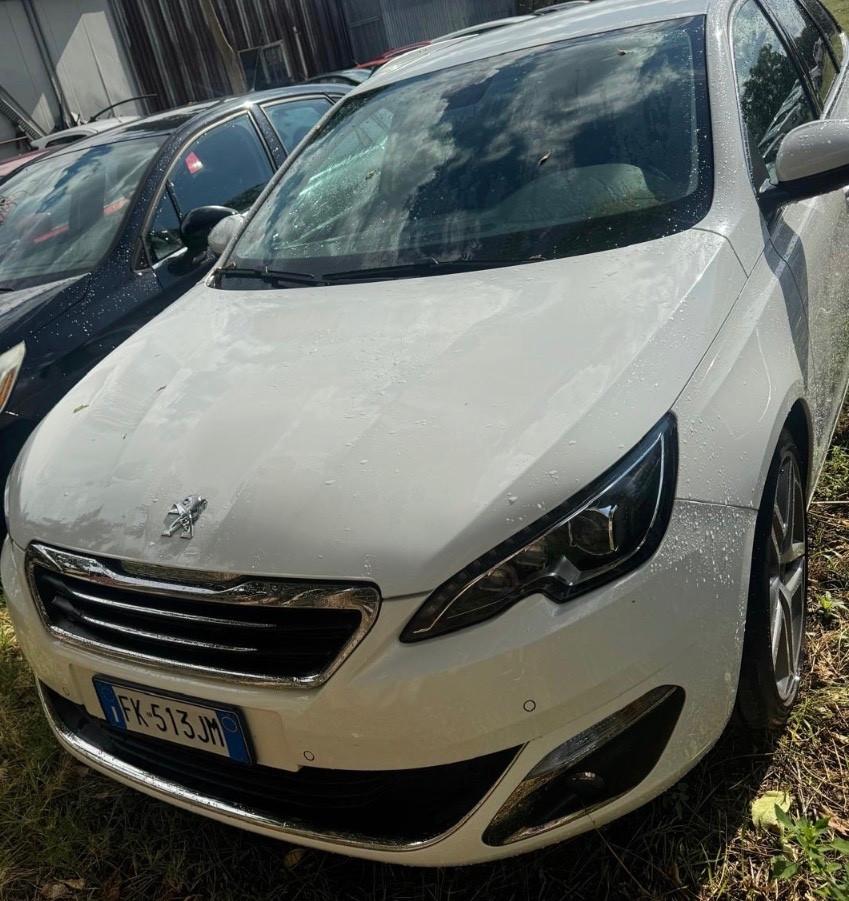 Peugeot 308 BlueHDi 120 S&S EAT6 Allure