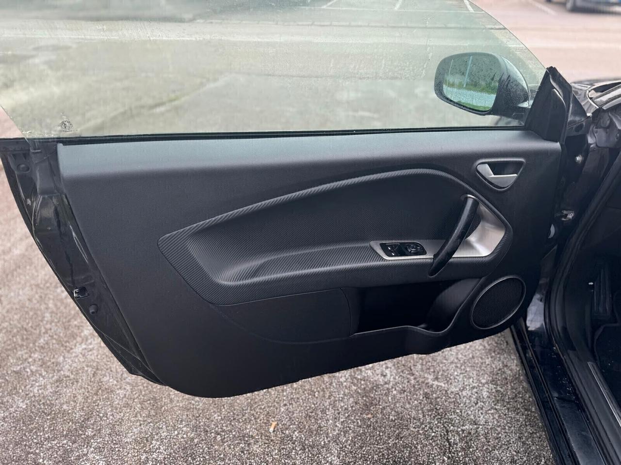 Alfa Romeo MiTo 1.6 JTDm 16V Distinctive Sport Pack