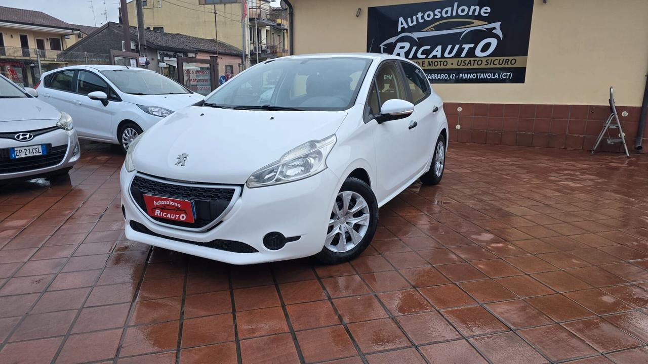 Peugeot 208 1.4 HDi 68 CV 5 porte Active
