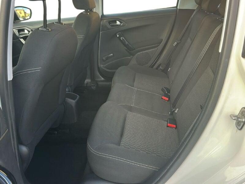 Peugeot 208 208 5p 1.2 puretech Access 68cv