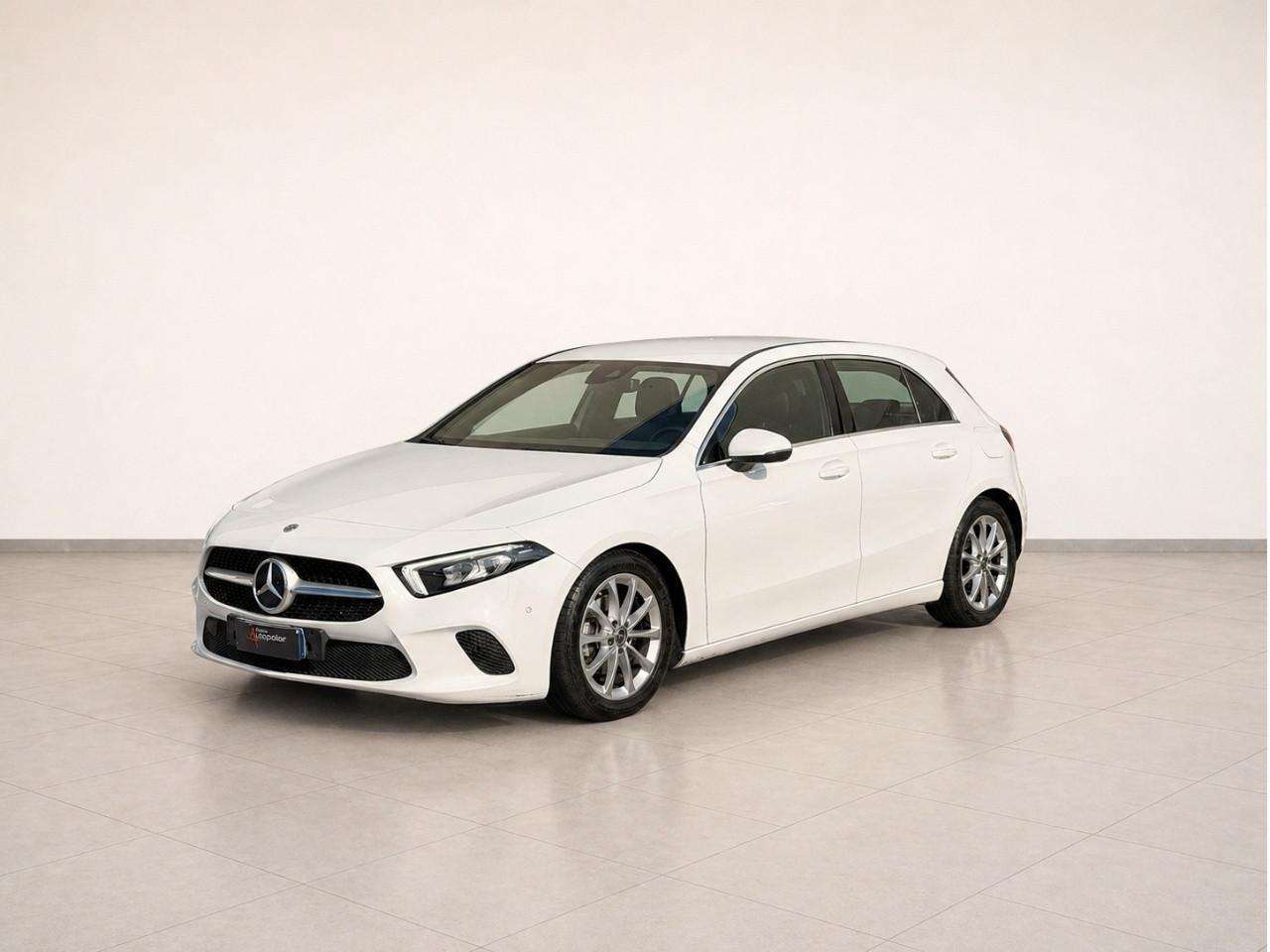 Mercedes-Benz CLASSE A 180D SPORT AUTO