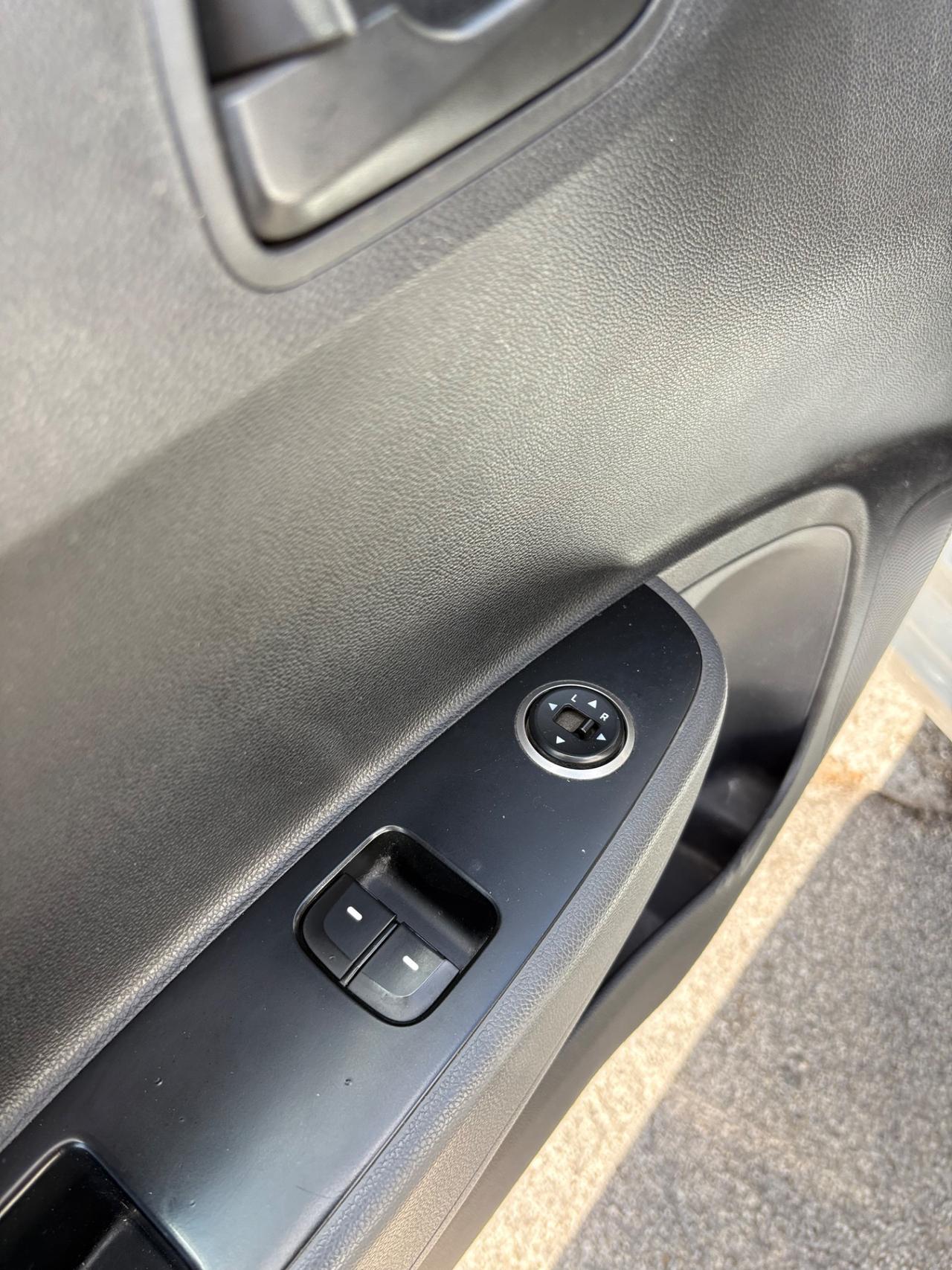 Hyundai i10 cc 1.0 benzina 2018