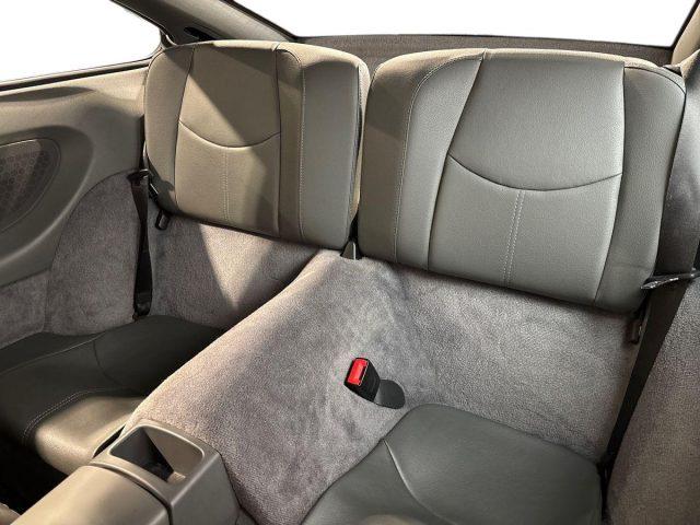 PORSCHE 996 911 Carrera 4S Coupé