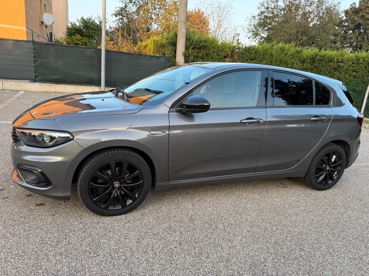 Fiat Tipo 1.6 MJT - 12 MESI DI GARANZIA -