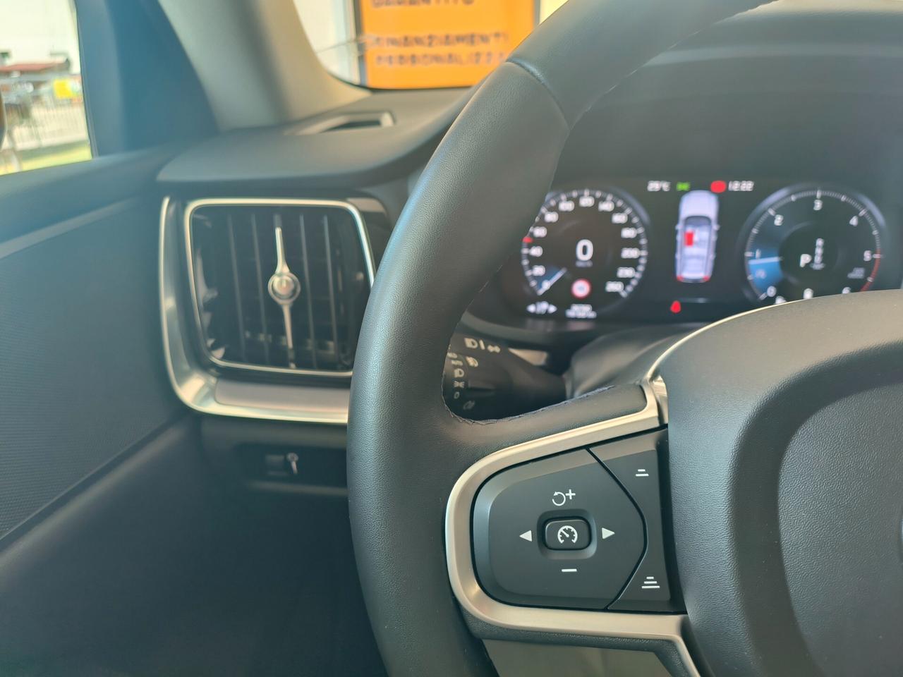 Volvo V60 B4 (d) Geartronic Momentum Business