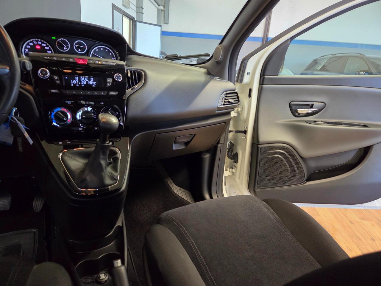 Lancia Ypsilon 5 Porte Ypsilon 0.9 t.air Platinum s&s 85cv dfn