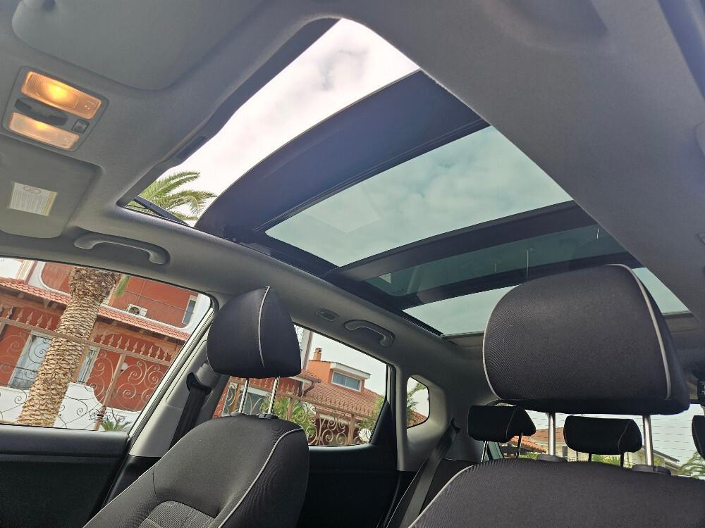Kia Venga 1.4 CRDi 90CV Cool" Con Tetto Panoramico