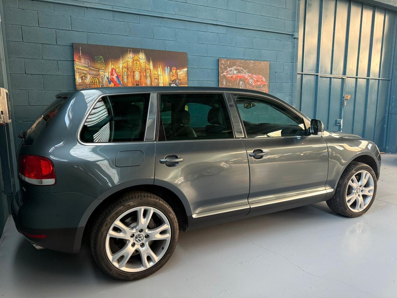 INTROVABILE TOUAREG 4.2 V8 ASI E GANCIO TRAINO