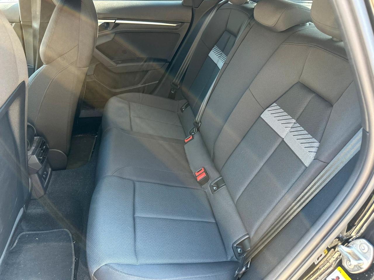 Audi A3 SPB 40 TDI quattro S tronic line edition