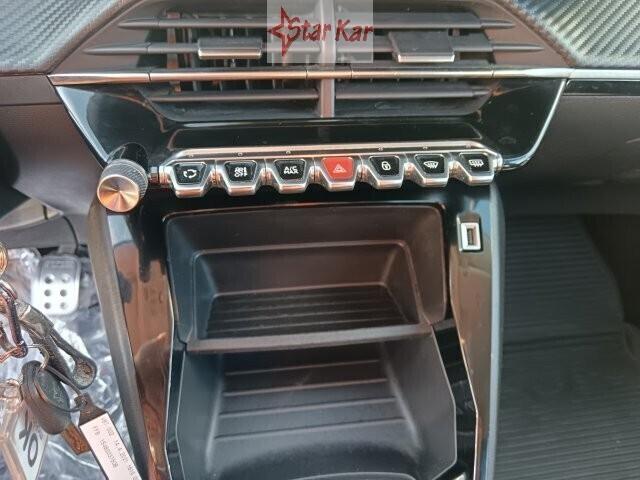 Peugeot 208 PureTech 75 Stop&Start 5 porte Like