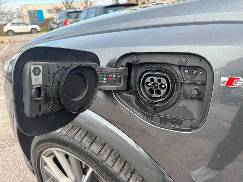 Audi Q3 Sportback SPORTBACK!45 tfsi e S line edition s-tronic PLUG-IN