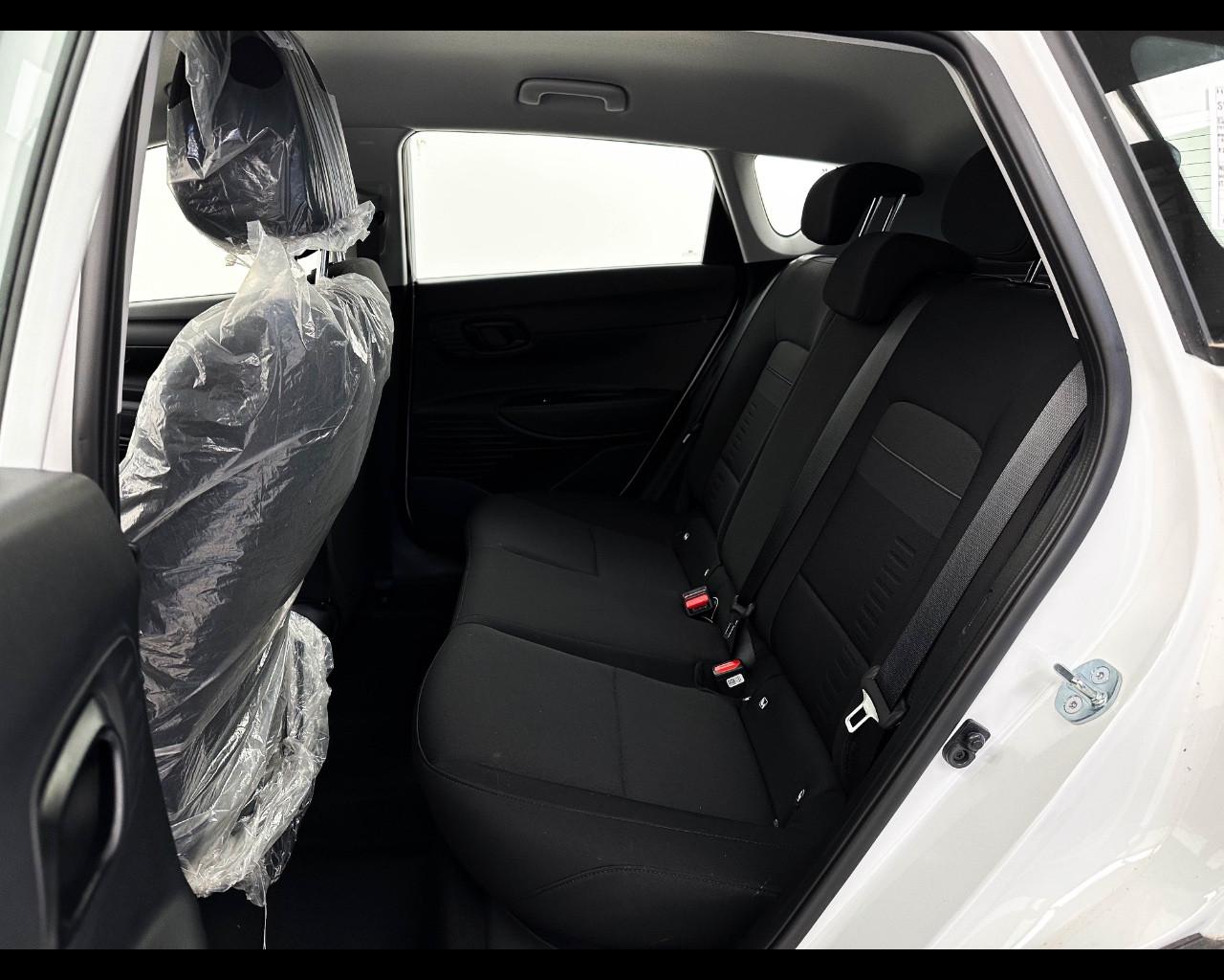 HYUNDAI BAYON 1.2 MPI XLINE