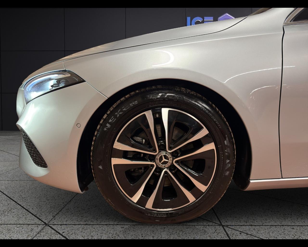 Mercedes-Benz A 180D Automatic Advanced