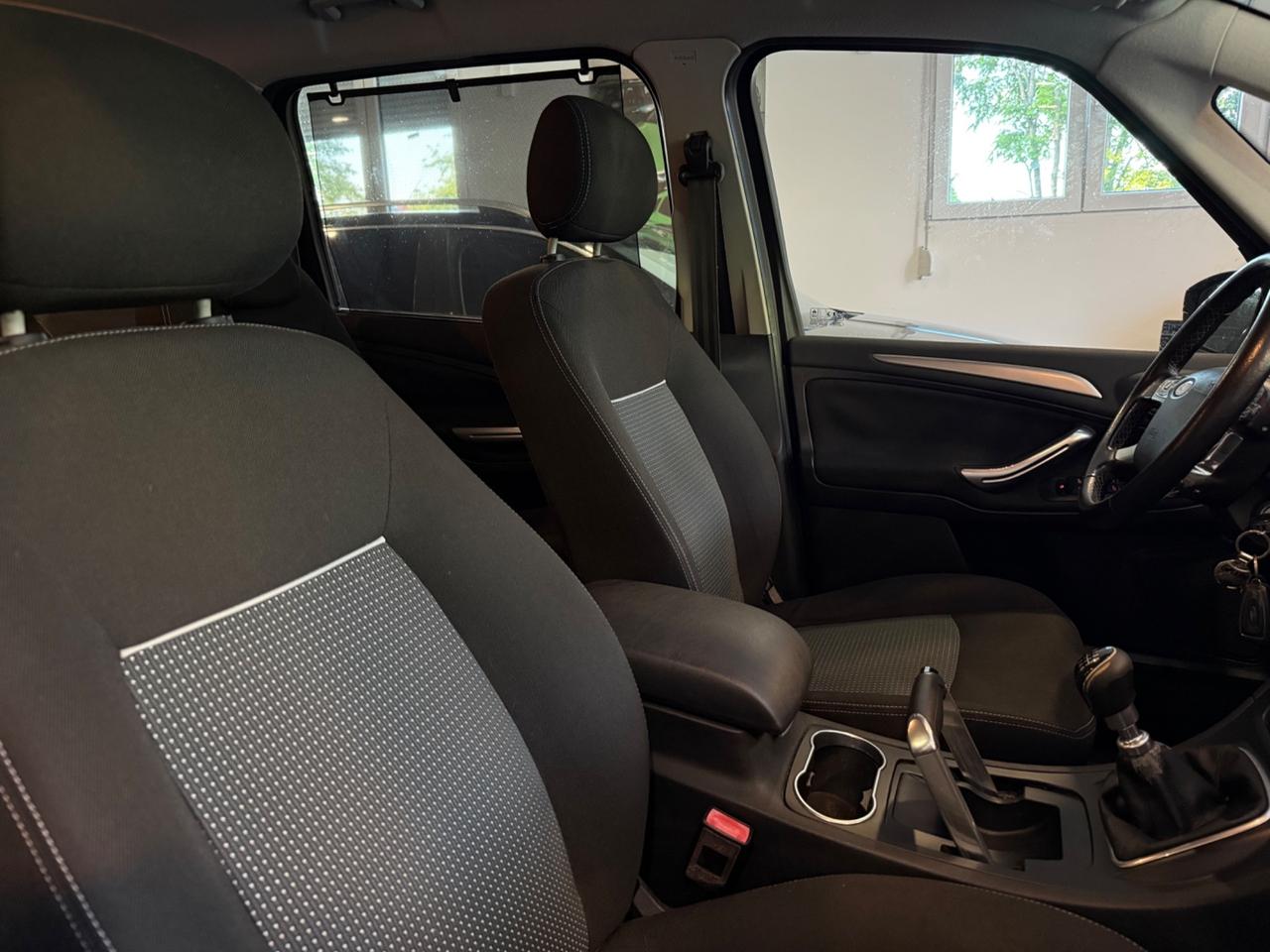 Ford Galaxy 2.0d 7 POSTI ANNO 2012