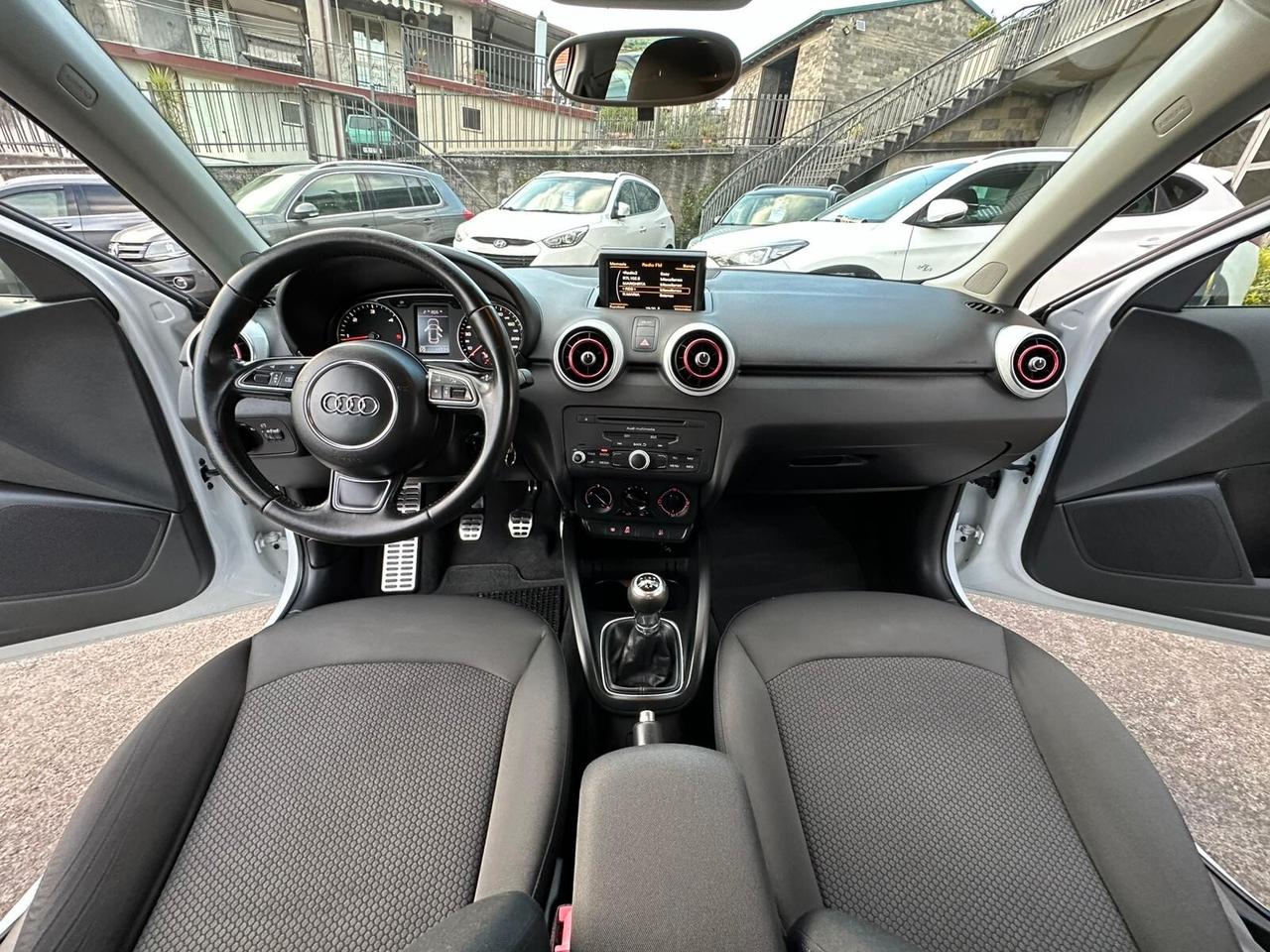 Audi A1 1.6 TDI S line edition