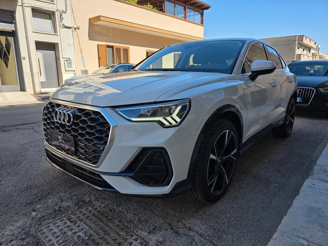 Audi Q3 SPB 35 TDI Quattro S-Line+Cerchi 20+Luci Ambiente..
