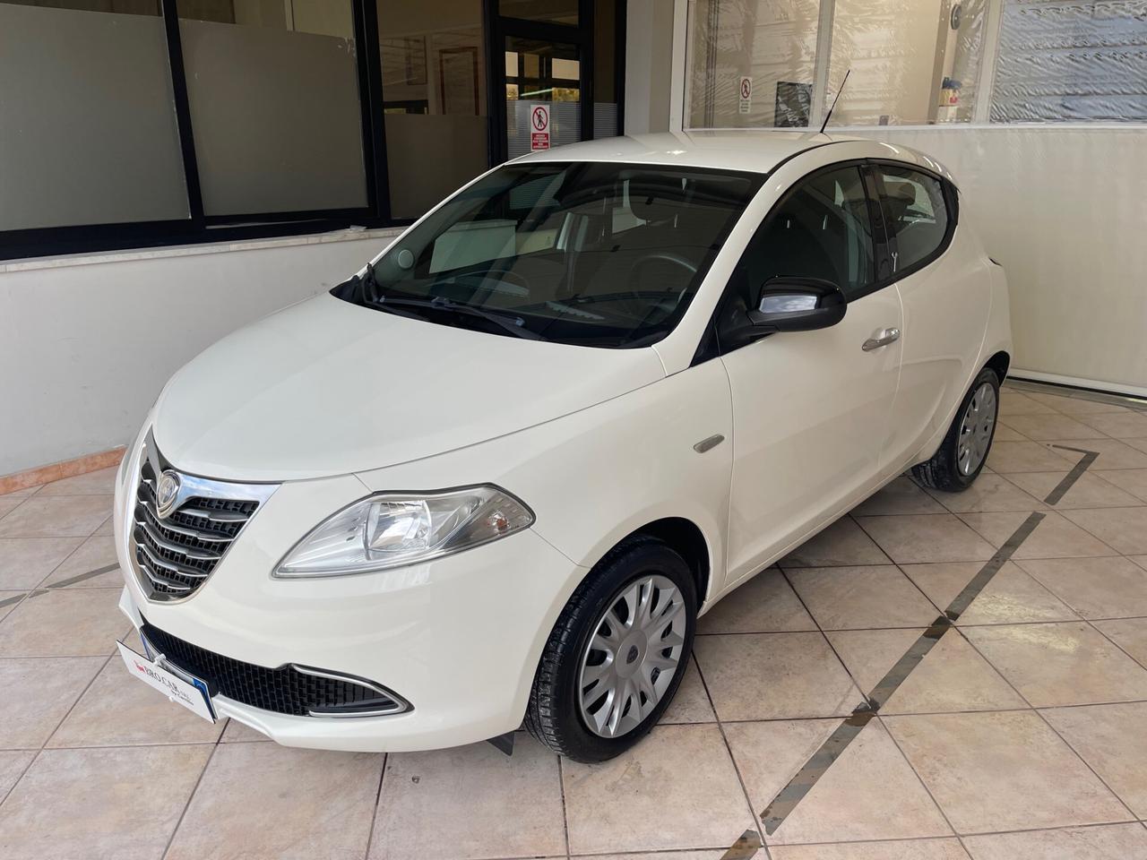 Lancia Ypsilon 1.2 69 CV 5 porte Gold - NO VINCOLO DI FINANZIAMENTO
