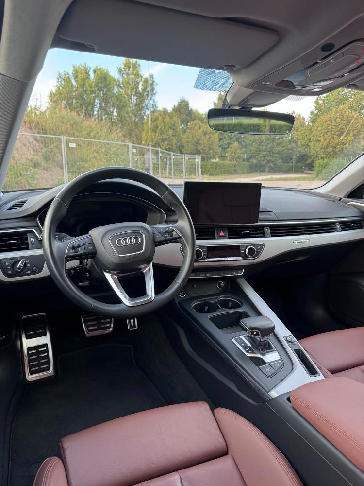 Audi A4 Allroad 40 2.0 tdi mhev Identity Contrast quattro 204cv s-tronic
