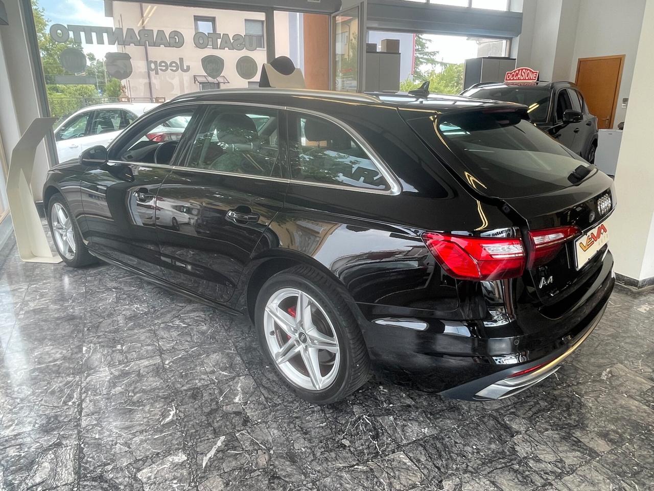 Audi A4 Avant 40 TDI quattro S tronic Business Advanced