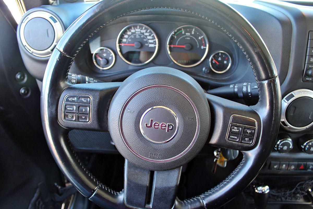 JEEP - Wrangler - 2.8 CRD DPF Sahara Auto