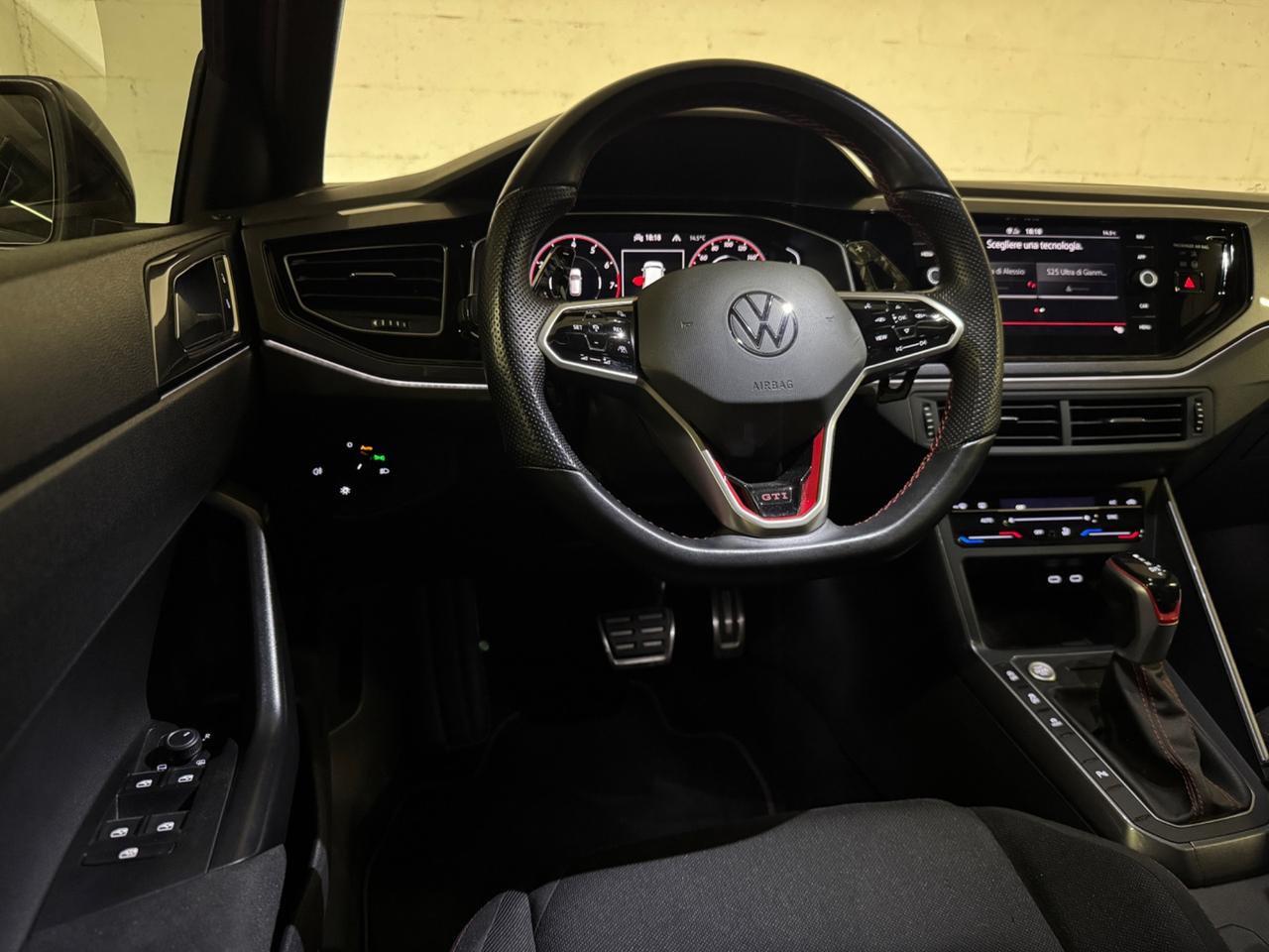 Volkswagen Polo 2.0 TSI DSG GTI