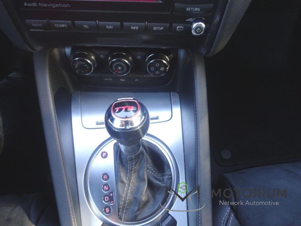 Audi TT Coupé 3.2T 250CV