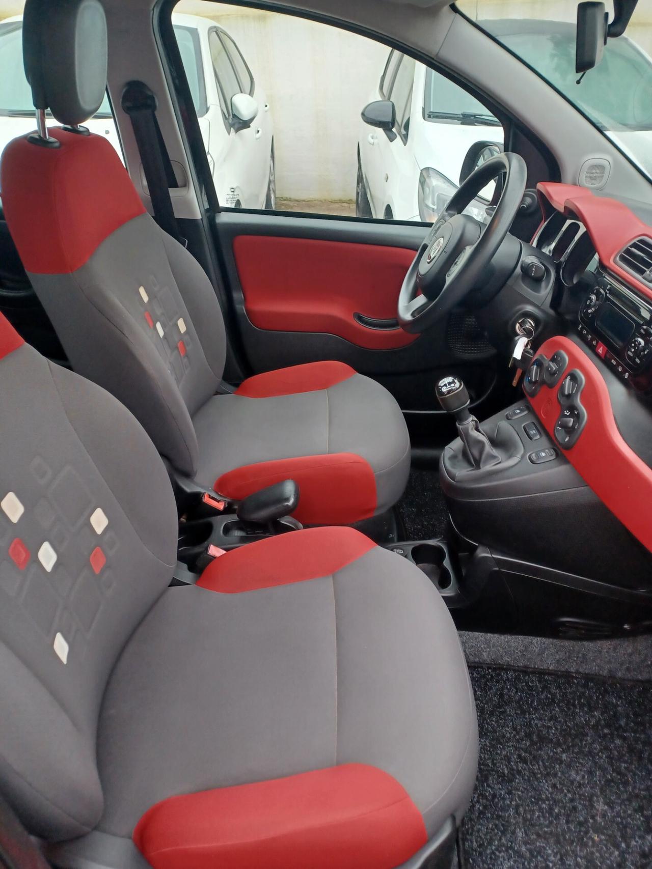 Fiat Panda 1.3 MJT Lounge 2016 EURO 6