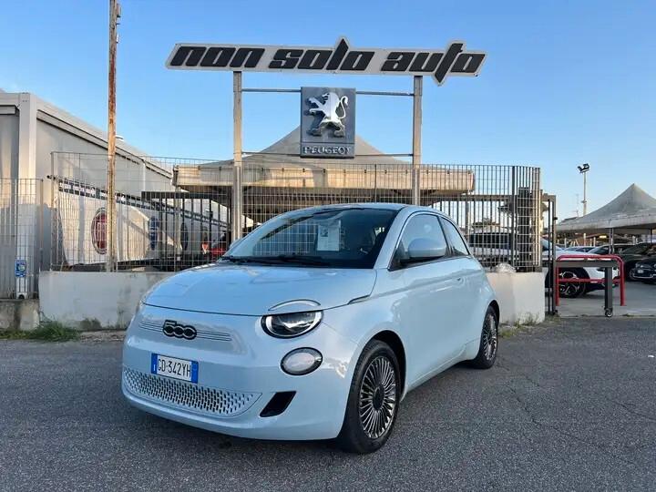 Fiat 500 500e Berlina 42 kWh Icon