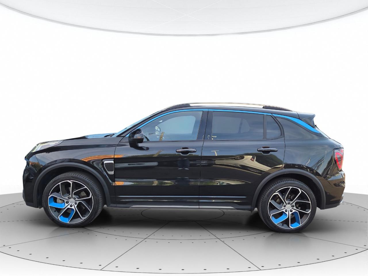 Lynk & Co 01 1.5 td phev auto