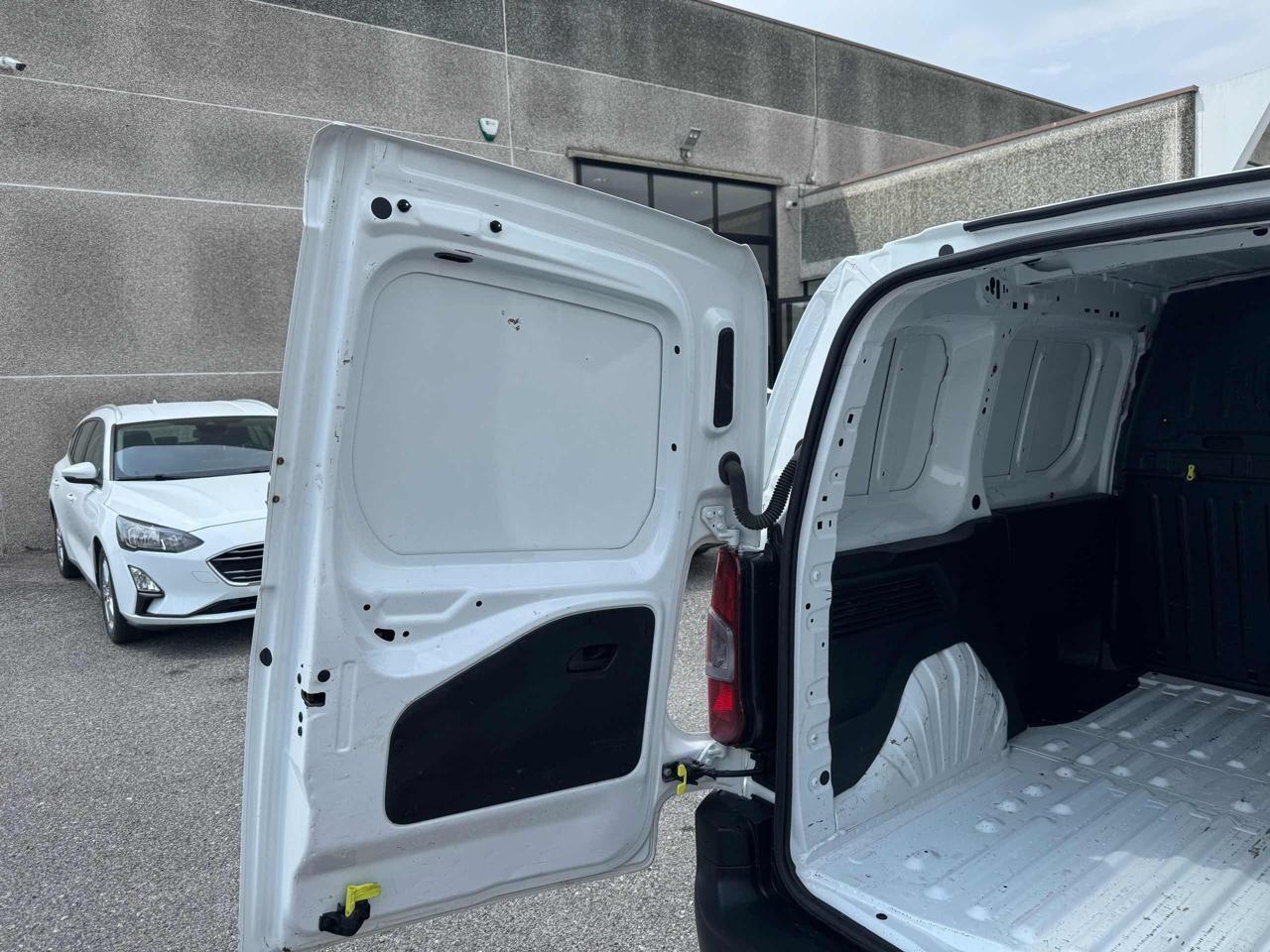 Opel Combo 1.5 D 100 CV 1000 KG(L1 PC-TN-)CRUISE-PASSO CORTO