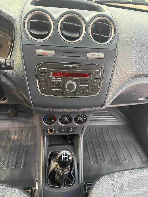 Ford transit courier 88CV 1.8 DTCI