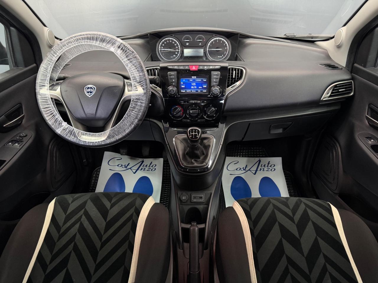 Lancia Ypsilon 0.9 Benz. /Metano Ecochic Platinum 2016
