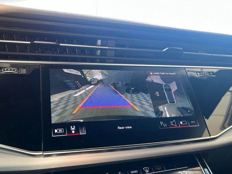 Audi Q8 50 TDI 210kW quattro tip. S Line Edition Black pack