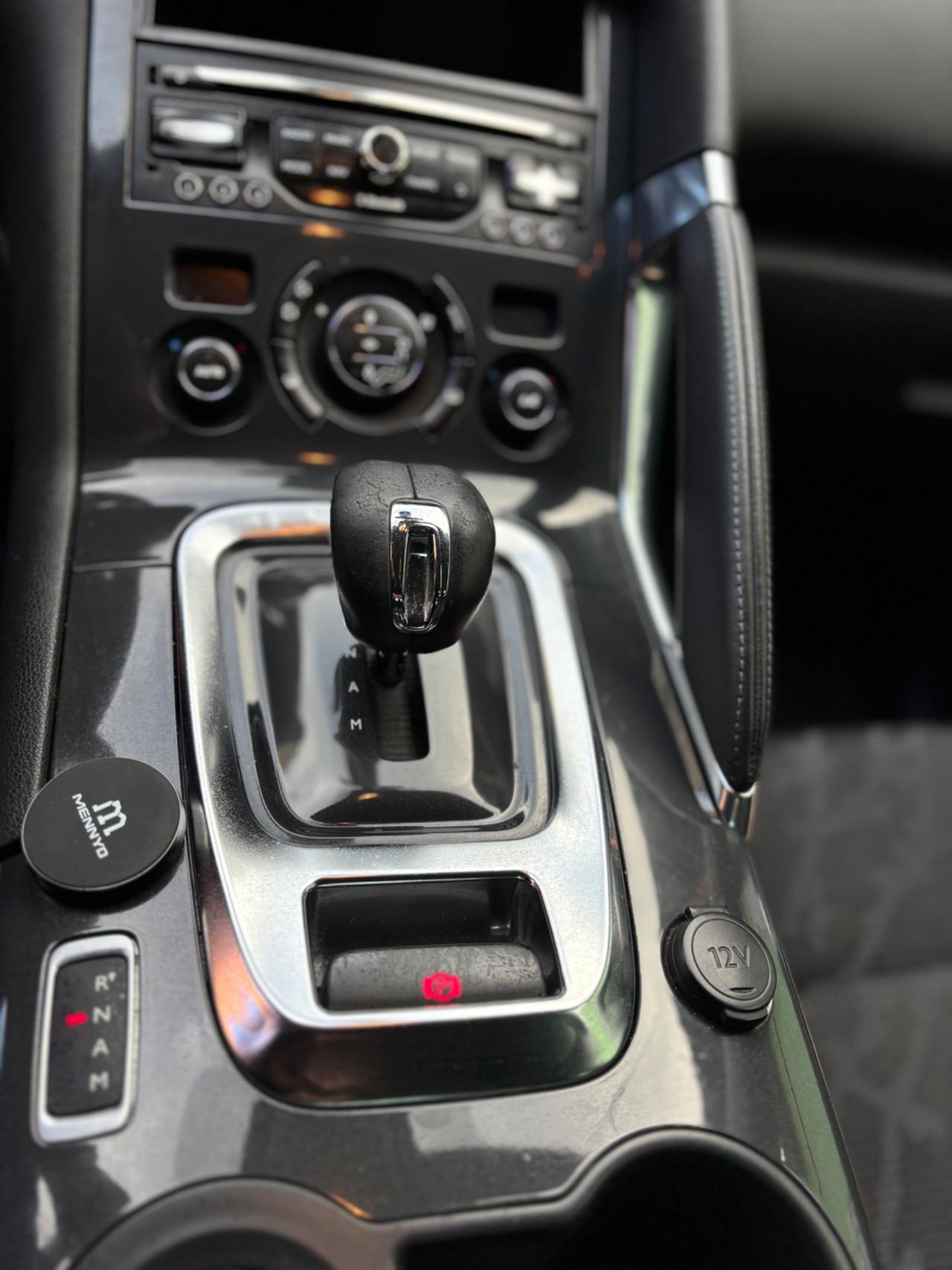 Peugeot 3008 HYbrid4 AUTOMATICO