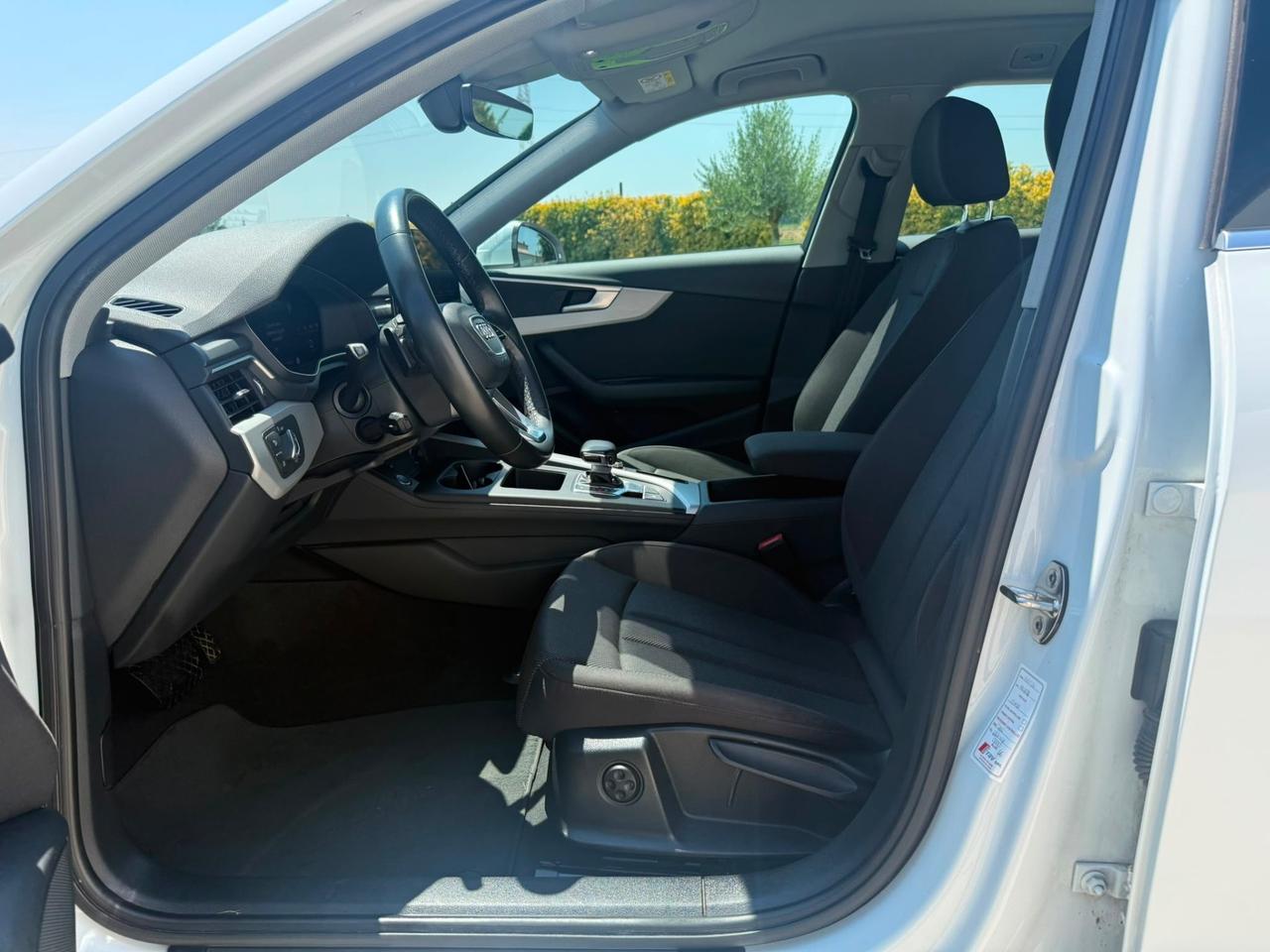Audi A4 AVANT TFSI Advanced