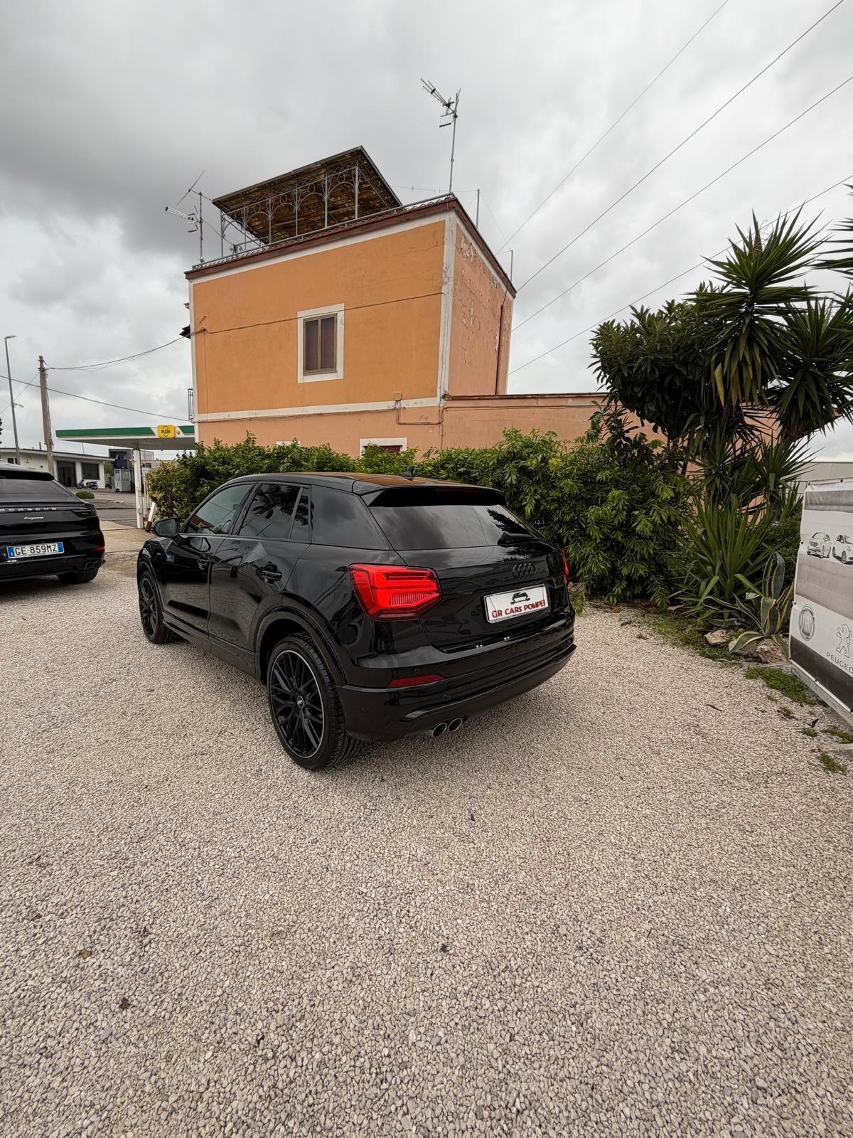 Audi Q2 35 TDI quattro S tronic Identity Black