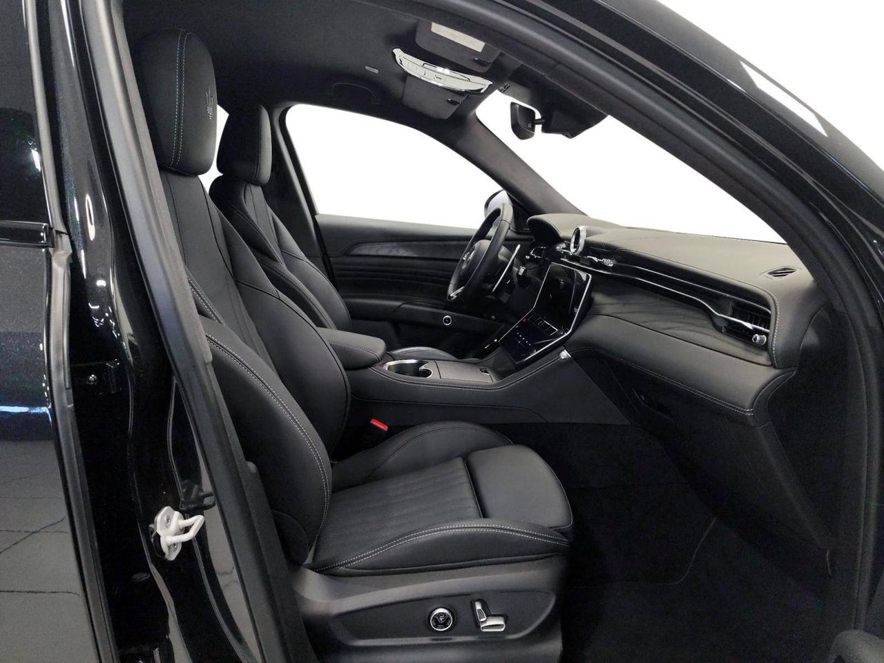 Maserati Grecale Modena 330cv