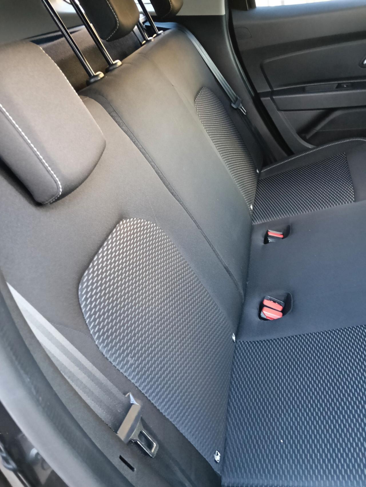 Dacia Duster 1.6 SCe GPL 4x2 Techroad