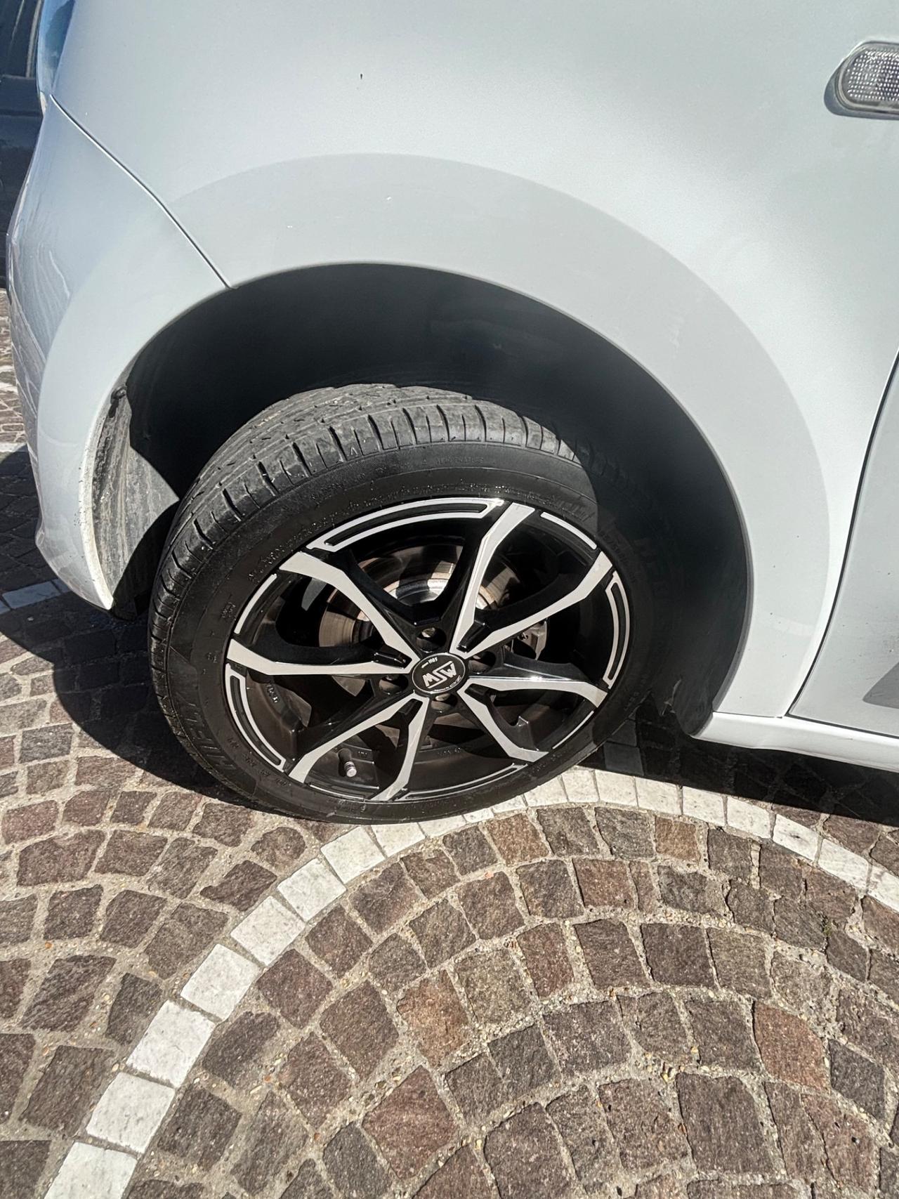 Renault Twingo TCe 90 CV GPL Duel2