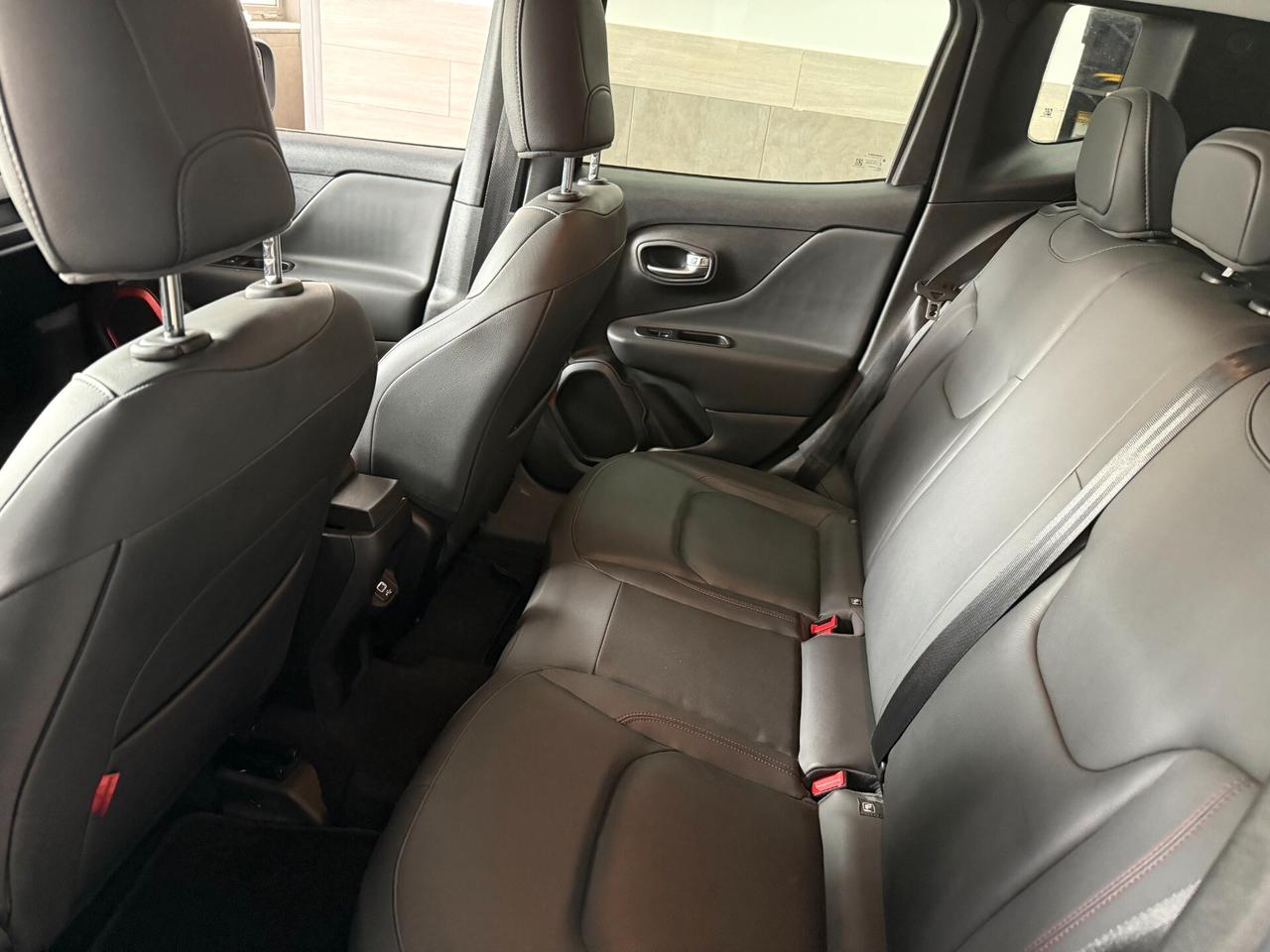 Jeep Renegade 1.3 T4 240CV PHEV 4xe AT6 S