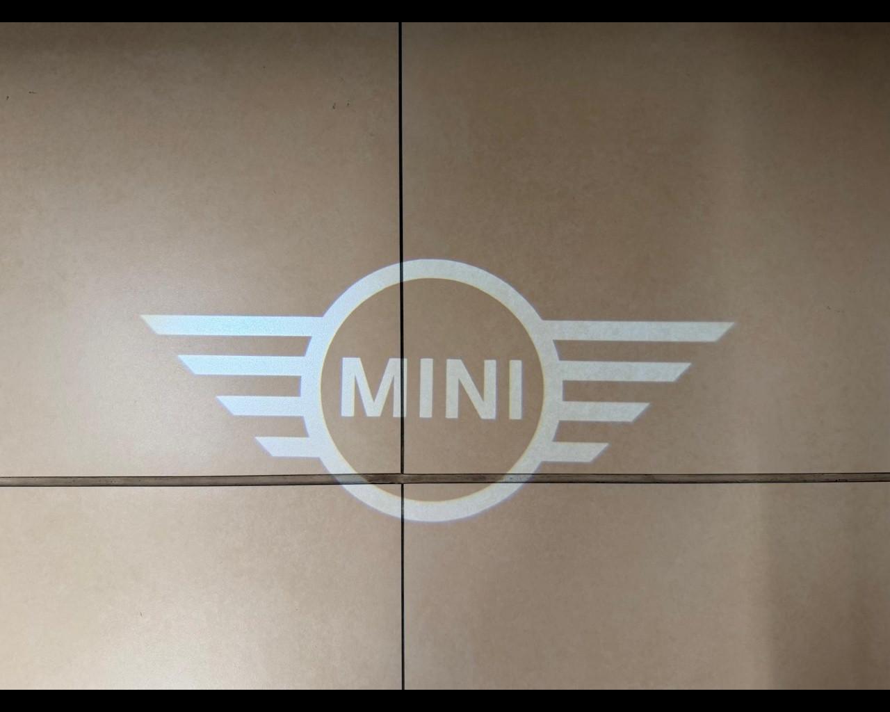 MINI Mini Countrym.(U25) - Mini Countryman C Favoured