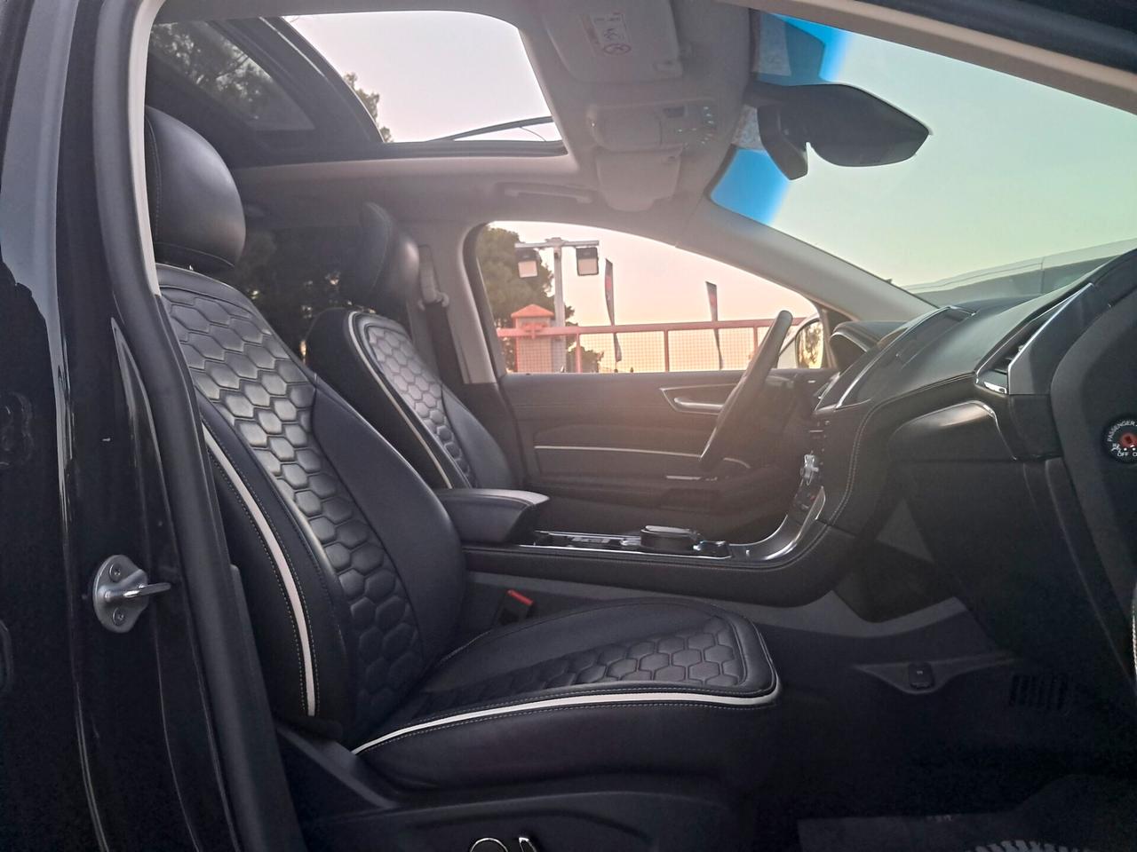 FORD EDGE 2.0 TDCI 4WD 238cv VIGNALE *TETTO-PELLE*
